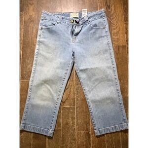Women's Size 10-  Levis Strauss Stretch Cotton Denim Jean Capri Light wash VTG